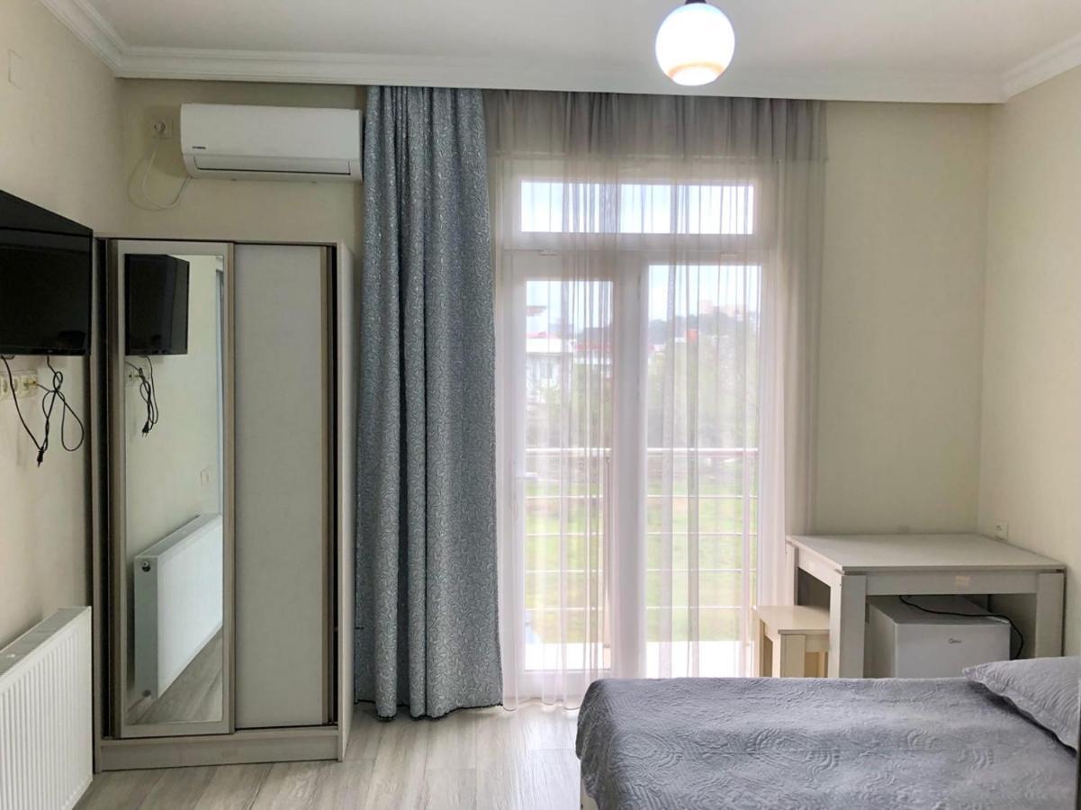 Princi Hotel Kobuleti Bagian luar foto